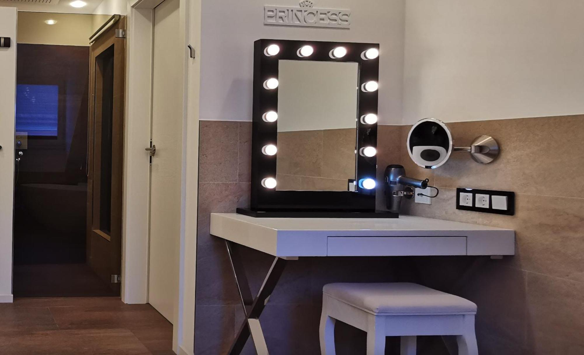 Luxor City Apartments Lienz Oda fotoğraf